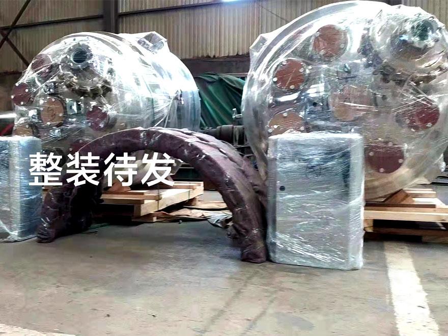 搪瓷外包不锈钢反应釜
